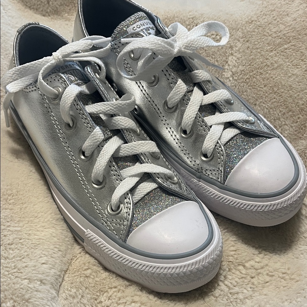 Converse Shiny Silver Sneakers
